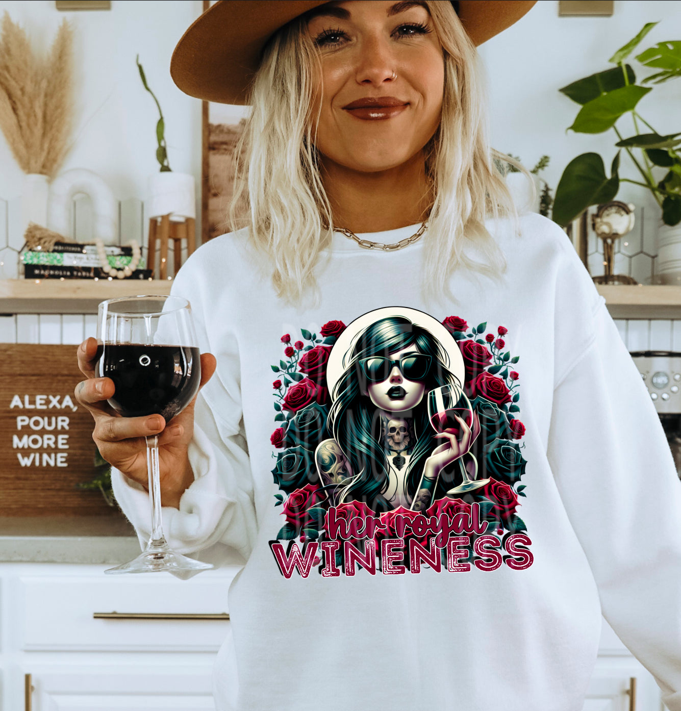 HER ROYAL WINENESS PNG DESIGN