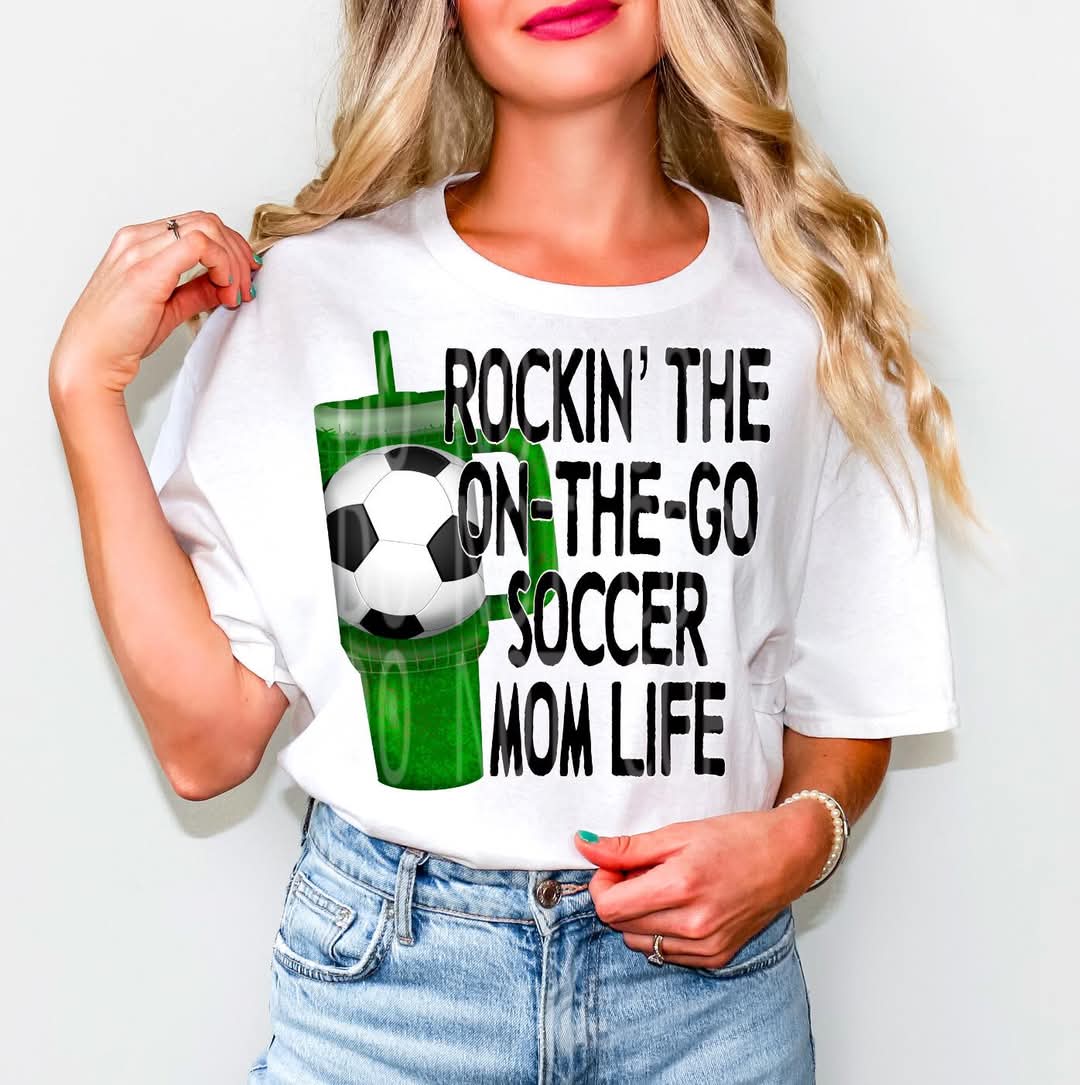 ON THE GO SOCCER MOM LIFE PNG DESIGN