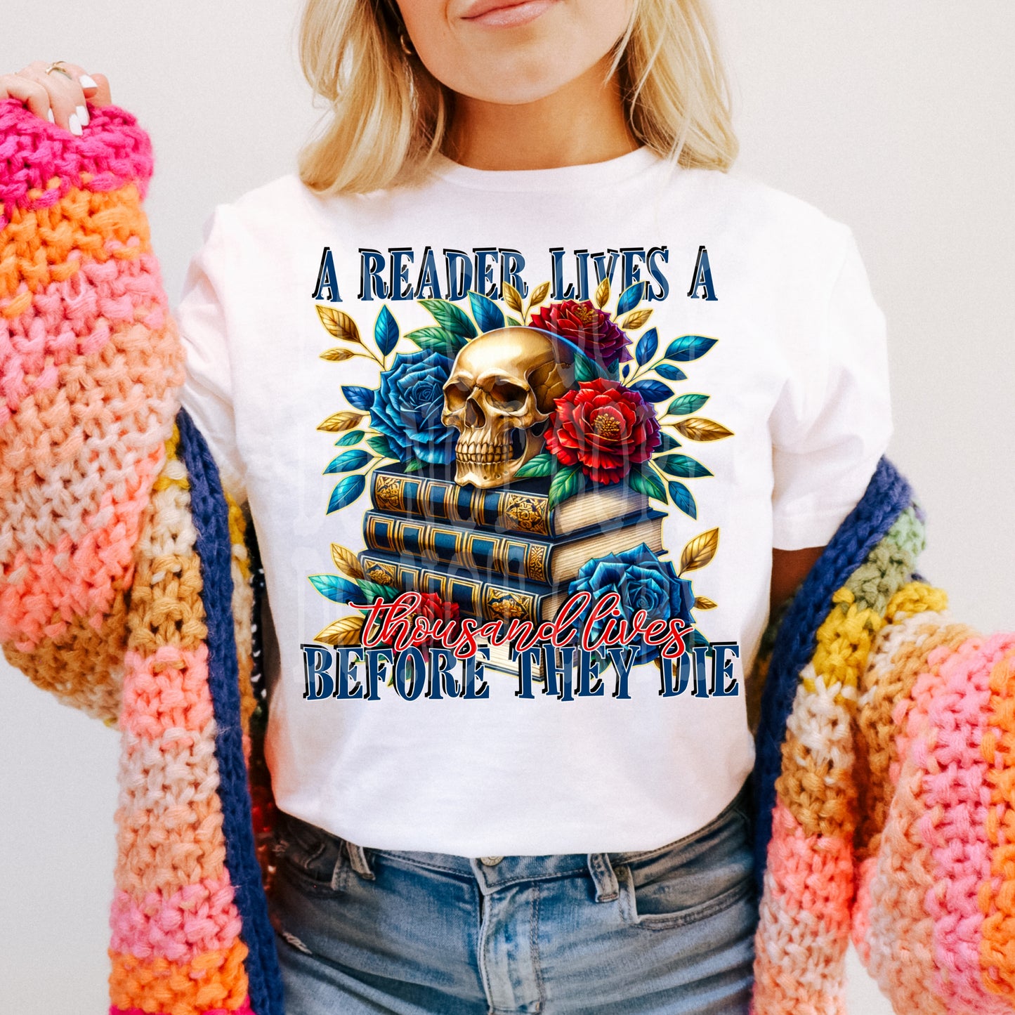 A READER LIVES A THOUSAND LIVES PNG DESIGN